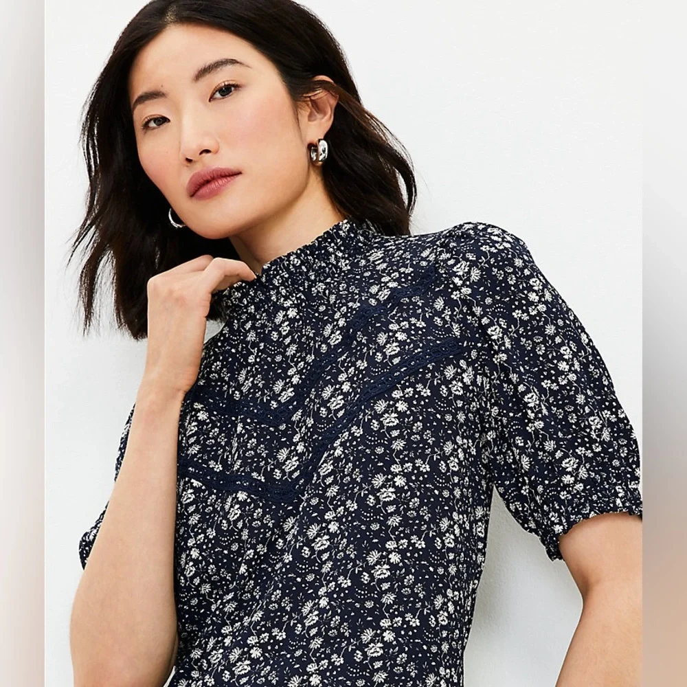 LOFT Vine Lace Trim Mock Neck Smocked Ditsy Floral Top Size L